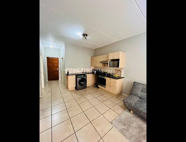 2 BEDROOM HOUSE FOR SALE IN FERNDALE